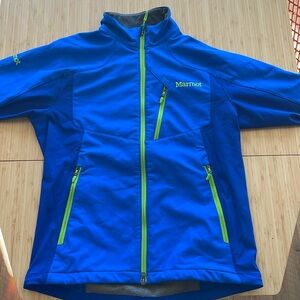 Marmot windstopper shell with partial light fleece lining.